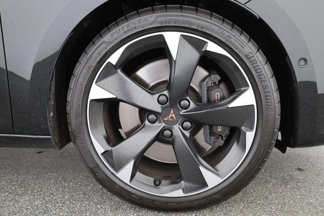 Cupra Leon Basis 2.0 TSI DSG, Navi, LED, Kamera, Parklenk 