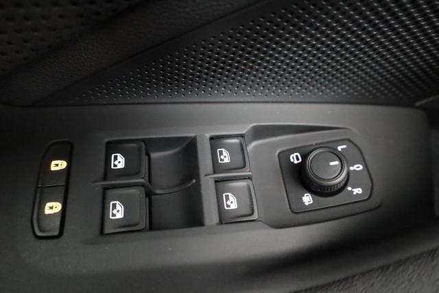 Skoda Superb Combi 1.5 TSI iV 150 kW Sportline DSG Sportline, AHK, Matrix, Side, el. Klappe, Navi 