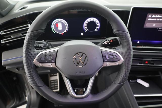 Volkswagen Tiguan 1.5 TSI eHybrid 200 kW R-Line Black, Pano, 20-Zoll, AHK, AreaView, 5-J Garantie 