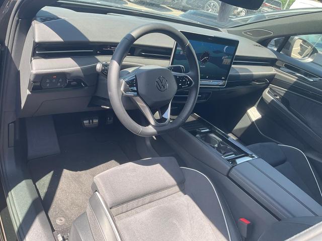 Volkswagen ID.7 Kombi - Pro 210 kW Tourer Pro, 20-Zoll, AHK, Harman, HuD, IQ.Light, AreaView, easyOpen, NaviPro Max