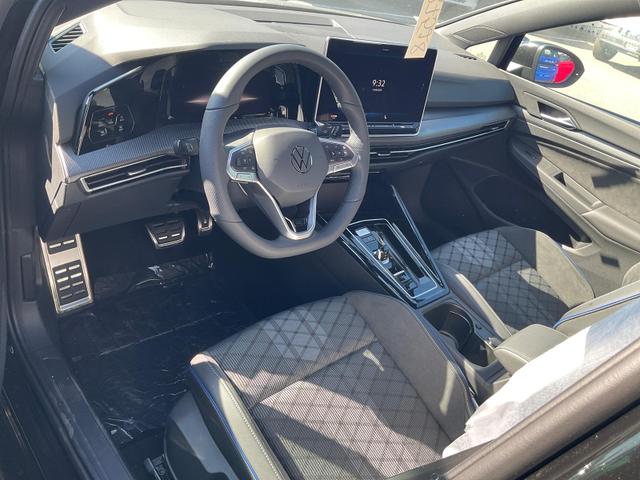 Volkswagen Golf - 1.5 eTSI 110 kW R-Line VIII Variant DSG R-LINE, AHK, easyOpen, Navi, 18-Zoll, LED-Plus