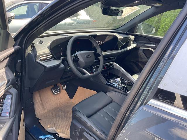 Audi Q5 2.0 TDI 150 kW quattro S-Tronic, neues Modell, AHK, Leder 