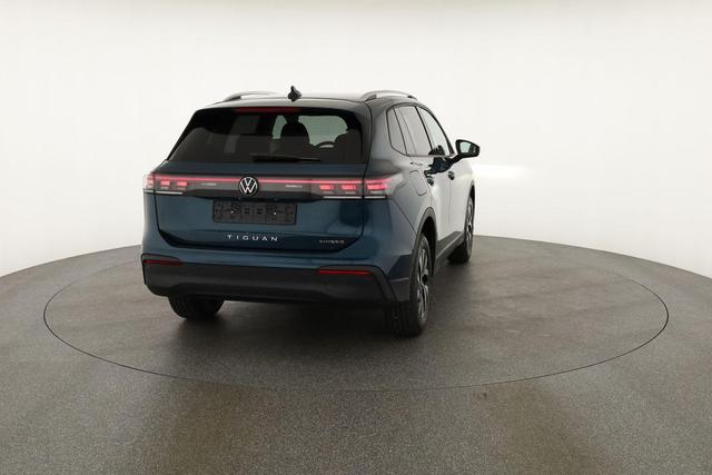 Volkswagen Tiguan 1.5 TSI eHybrid 150 kW Life DSG Life, AHK, Navi, ParkAssist, 5-J Garantie 