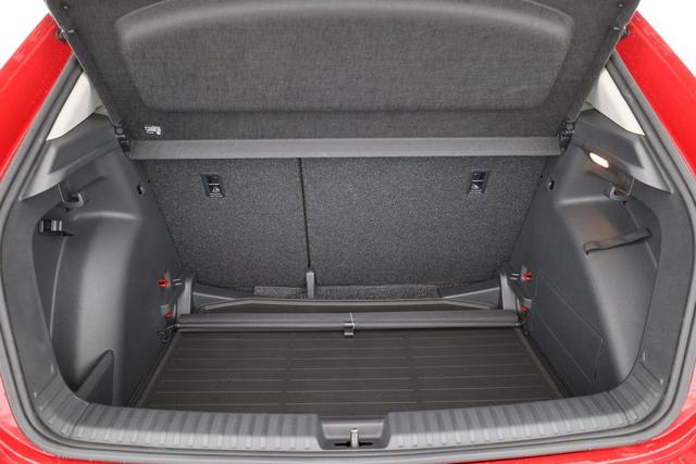 Skoda Fabia Selection 1.0 TSI 130 Jahre, Side, Kamera, 16-Zoll, Winter, 5-J Garantie 