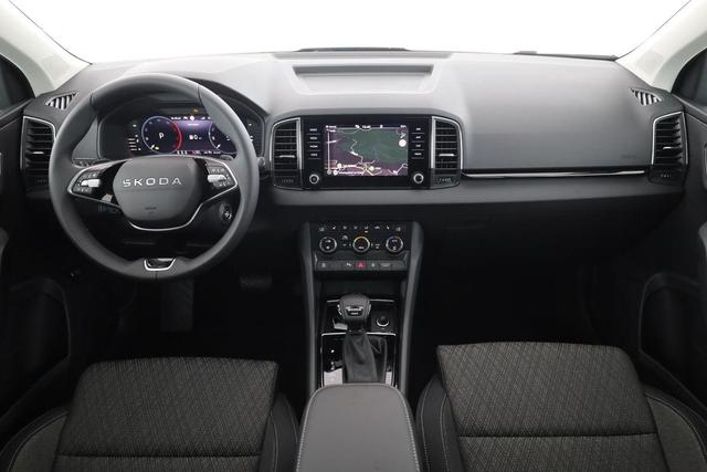 Skoda Karoq Drive 4x4 TDI DSG Selection, AHK, Navi, Kamera, 5-J Garantie 