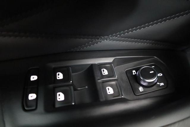 Volkswagen Touareg 3.0 TSI eHybrid 340 kW 4Motion R 4M, 22-Zoll, Area, Pano, HuD, AHK, IQ.Light, Leder, Luft, 5-J Garantie 