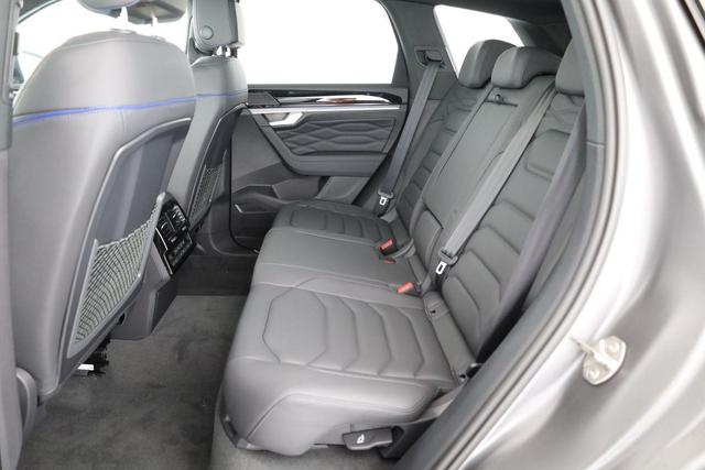 Volkswagen Touareg 3.0 TSI eHybrid 340 kW 4Motion R 4M, 22-Zoll, Area, Pano, HuD, AHK, IQ.Light, Leder, Luft, 5-J Garantie 