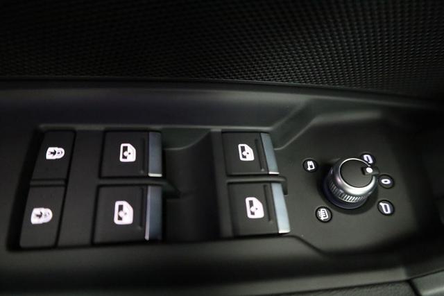 Audi S3 2.0 TFSI quattro Sportback quattro, Matrix, Optik schwarz, Kamera, el. Klappe, 4-J Garantie 