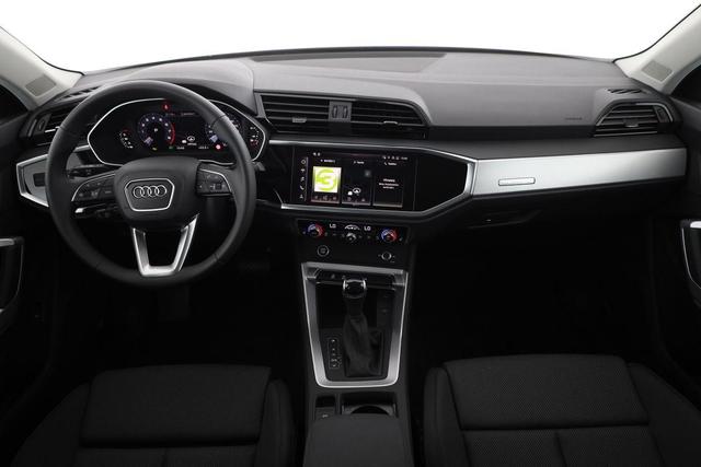 Audi Q3 40 TFSI quattro advanced advanced, AHK, 19-Zoll, Navi, el. Klappe, MMIplus 