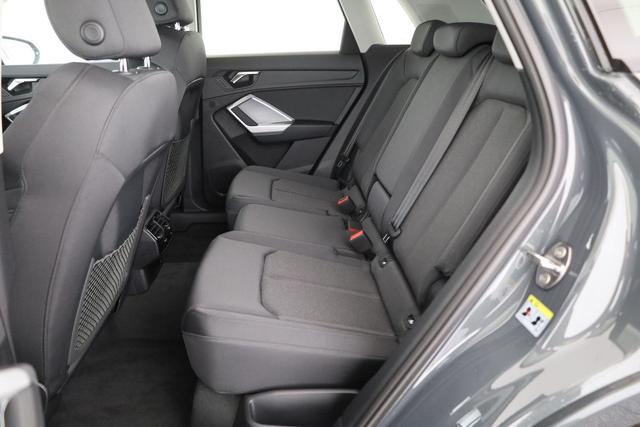 Audi Q3 40 TFSI quattro advanced advanced, AHK, 19-Zoll, Navi, el. Klappe, MMIplus 