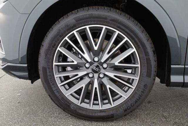 Audi Q3 40 TFSI quattro advanced advanced, AHK, 19-Zoll, Navi, el. Klappe, MMIplus 