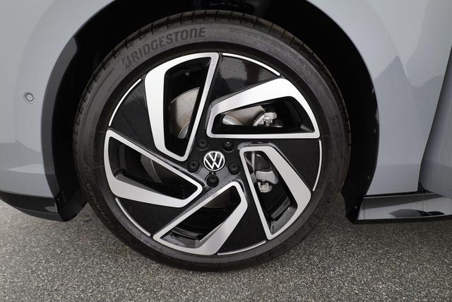 Volkswagen ID.7 Kombi Pro 210 kW Tourer Pro, 20-Zoll, Harman, HuD, IQ.Light, AreaView, easyOpen, NaviPro Max 