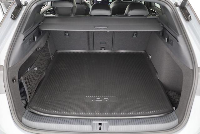 Volkswagen ID.7 Kombi Pro 210 kW Tourer Pro, 20-Zoll, Harman, HuD, IQ.Light, AreaView, easyOpen, NaviPro Max 