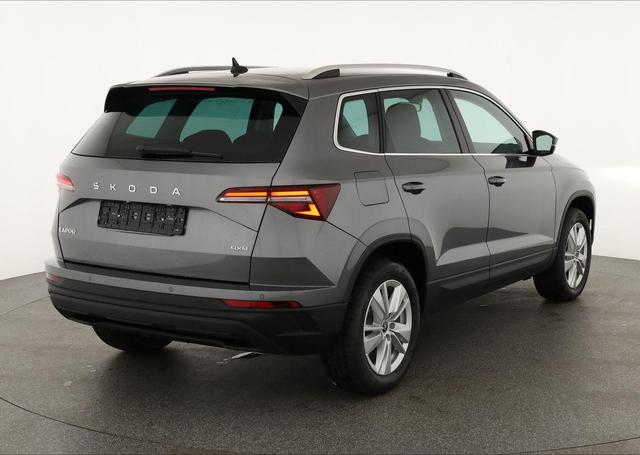 Skoda Karoq Drive 4x4 TDI DSG Selection, AHK, Navi, Kamera, 5-J Garantie 