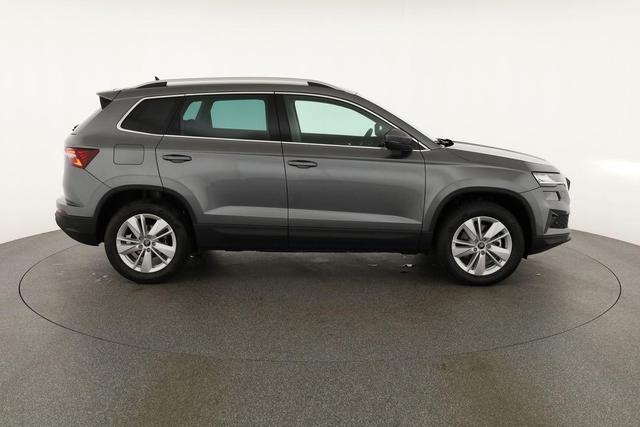 Skoda Karoq Drive 4x4 TDI DSG Selection, AHK, Navi, Kamera, 5-J Garantie 