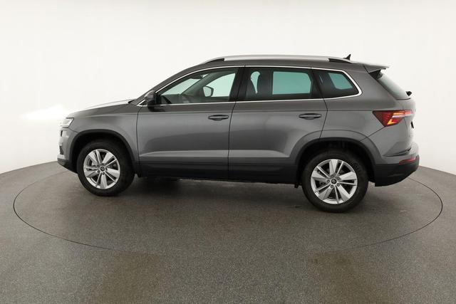 Skoda Karoq Drive 4x4 TDI DSG Selection, AHK, Navi, Kamera, 5-J Garantie 