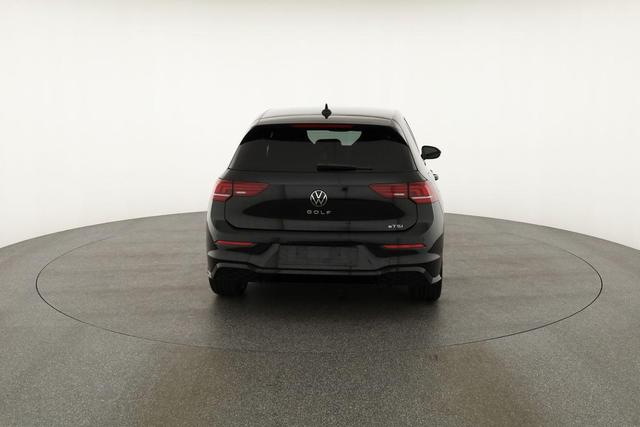 Volkswagen Golf 1.5 eTSI 110 kW R-Line VIII DSG R-LINE, LED- Plus, 18-Zoll, Navi, Winterpaket 