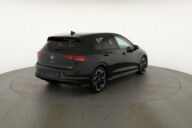 Volkswagen Golf 1.5 eTSI 110 kW R-Line VIII DSG R-LINE, LED- Plus, 18-Zoll, Navi, Winterpaket 