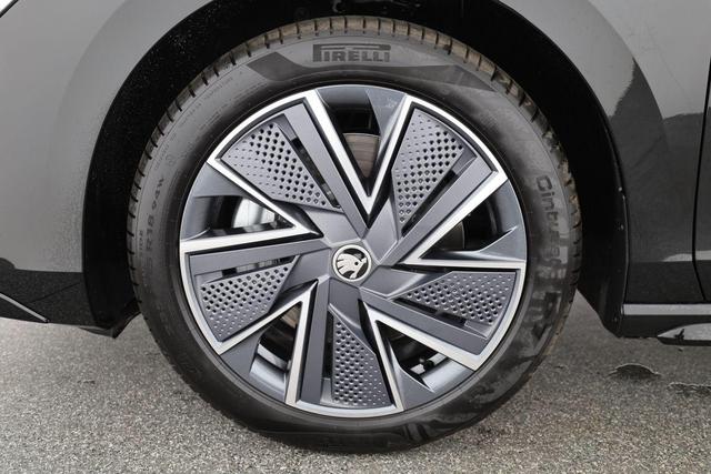 Skoda Superb Combi 1.5 TSI iV 150 kW Sportline DSG Sportline, AHK, Matrix, Side, el. Klappe, Navi 
