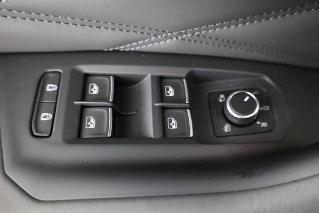 Volkswagen Touareg 3.0 TSI eHybrid 340 kW 4Motion R 4M, Pano, HuD, AHK, IQ.Light, Leder, Luft, 5-J Garantie 
