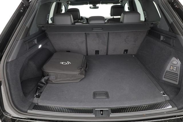 Volkswagen Touareg 3.0 TSI eHybrid 340 kW 4Motion R 4M, Pano, HuD, AHK, IQ.Light, Leder, Luft, 5-J Garantie 