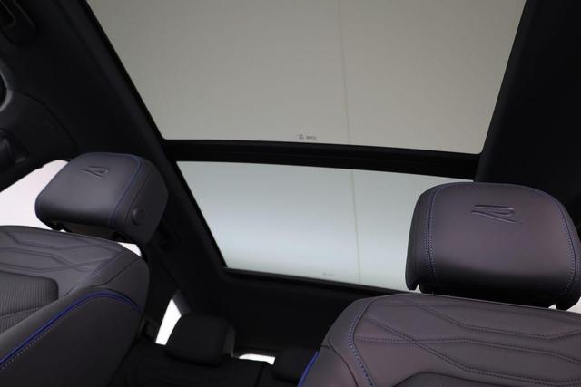 Volkswagen Touareg 3.0 TSI eHybrid 340 kW 4Motion R 4M, Pano, HuD, AHK, IQ.Light, Leder, Luft, 5-J Garantie 