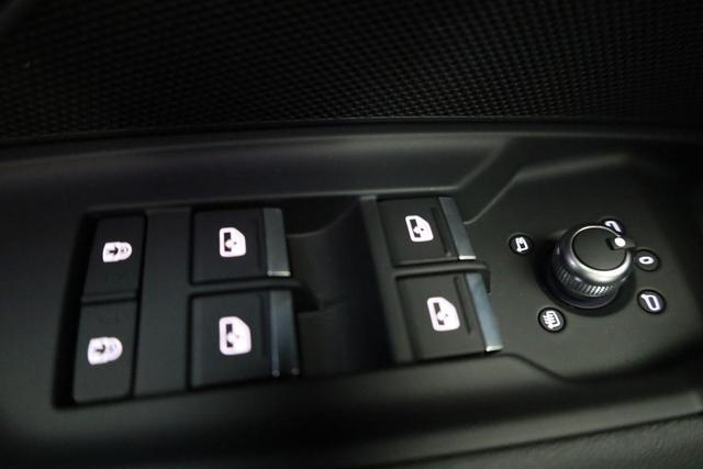 Audi S3 2.0 TFSI quattro Sportback quattro, Pano, 19-Zoll, Matrix, Optik schwarz, Kamera, el. Klappe, 4-J Garantie 