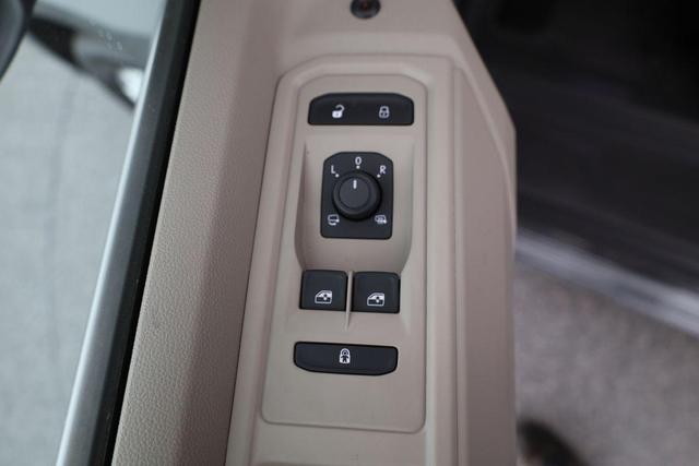 Volkswagen T7 California Beach Camper TDI DSG, Markise, AHK, IQ.Light, Side, Kamera, Standheizung 