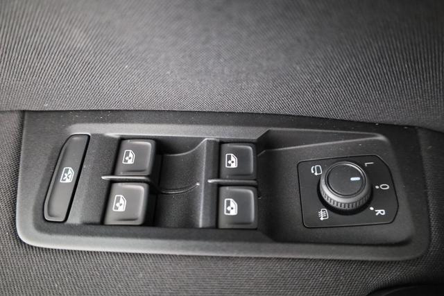 Volkswagen Touran Comfortline BMT/Start-Stopp 1.5 TSI DSG Comfortline, AHK, Navi, easyOpen, LED, Side 