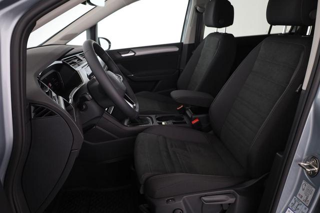 Volkswagen Touran Comfortline BMT/Start-Stopp 1.5 TSI DSG Comfortline, AHK, Navi, easyOpen, LED, Side 