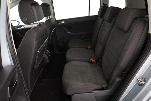 Volkswagen Touran Comfortline BMT/Start-Stopp 1.5 TSI DSG Comfortline, AHK, Navi, easyOpen, LED, Side 