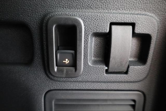 Volkswagen Touran Comfortline BMT/Start-Stopp 1.5 TSI DSG Comfortline, AHK, Navi, easyOpen, LED, Side 