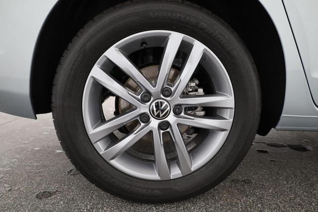 Volkswagen Touran Comfortline BMT/Start-Stopp 1.5 TSI DSG Comfortline, AHK, Navi, easyOpen, LED, Side 