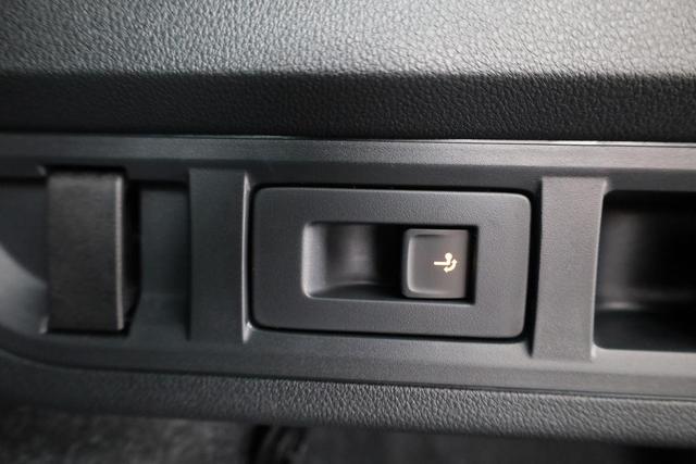 Skoda Octavia Combi RS 2.0 TSI DSG, Sonderlackierung, Pano, AHK, 19 Zoll, Canton, el. Klappe, Navi, Matrix, sofort 