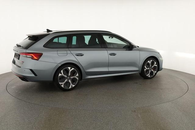 Skoda Octavia Combi RS 2.0 TSI DSG, Sonderlackierung, Pano, AHK, 19 Zoll, Canton, el. Klappe, Navi, Matrix, sofort 