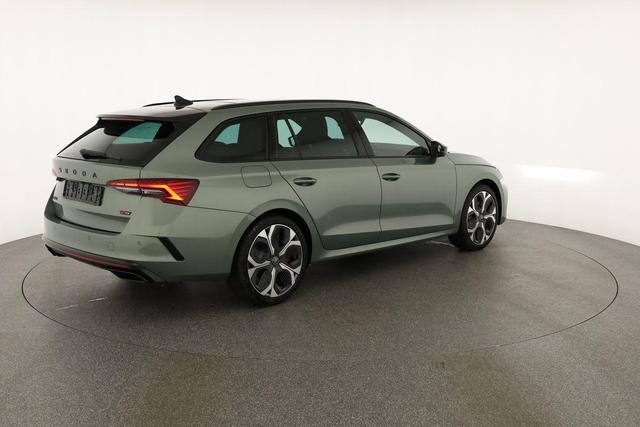 Skoda Octavia Combi RS 2.0 TSI DSG, Sonderlackierung, Pano, AHK, 19 Zoll, Canton, el. Klappe, Navi, Matrix, sofort 
