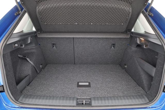 Skoda Kamiq Selection 1.5 TSI Selection, AHK, 16-Zoll, Kamera, Winter, 4-J Garantie 