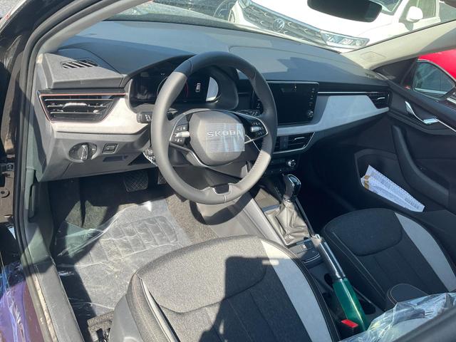 Skoda Kamiq - Selection 1.5 TSI DSG 130 Jahre, AHK, el. Klappe, Side, 17-Zoll, Winter
