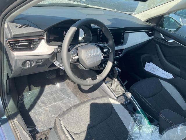 Skoda Kamiq - Selection 1.5 TSI DSG 130 Jahre, AHK, el. Klappe, Side, 17-Zoll, Winter