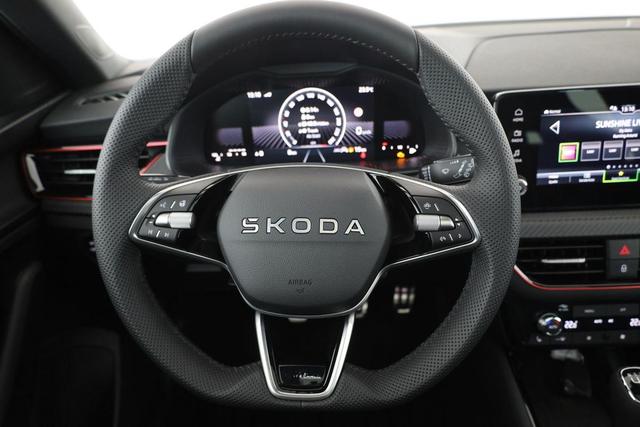 Skoda Kamiq Monte Carlo 1.0 TSI Carlo, Matrix, 18-Zoll, FS-heizbar, Ladeboden 