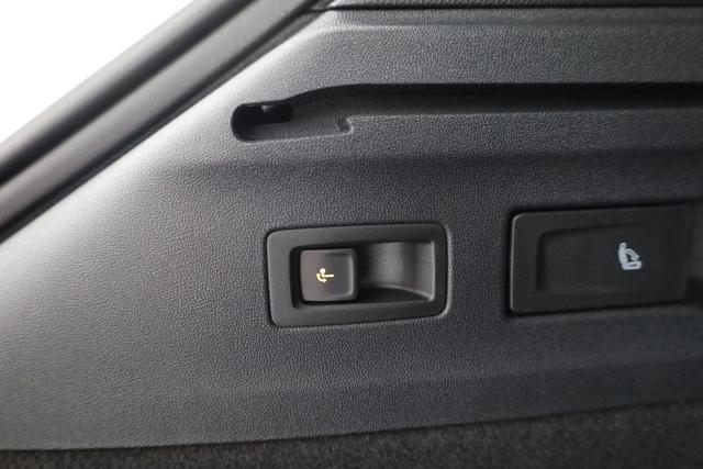 Volkswagen ID.7 Kombi Pro 210 kW Tourer Pro, 20-Zoll, AHK, Harman, HuD, IQ.Light, AreaView, easyOpen, NaviPro Max 