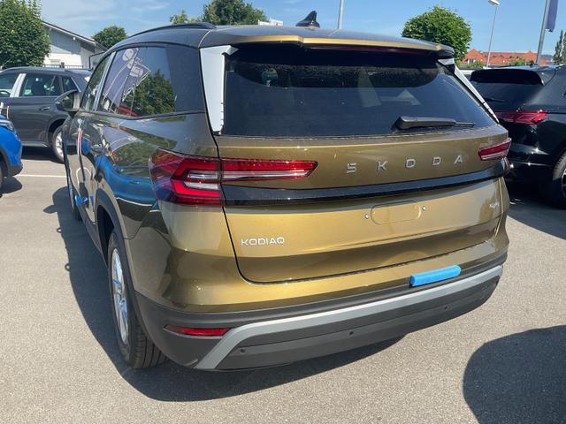 Skoda Kodiaq 2.0 TDI 142kW 4x4 Selection DSG Selection, AHK, Navi, Side, el. Klappe 