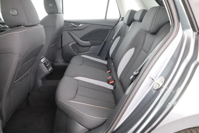 Skoda Kamiq Selection 1.5 TSI Selection, AHK, Kamera, Winter, 4-J Garantie 