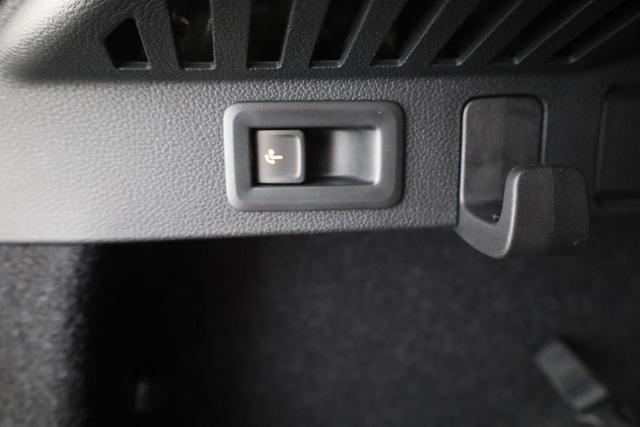 Skoda Kamiq Selection 1.5 TSI Selection, AHK, 16-Zoll, Kamera, Winter, 4-J Garantie 