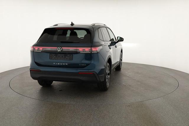 Volkswagen Tiguan 1.5 TSI eHybrid 150 kW Life DSG Life, AHK, Navi, ParkAssist, 5-J Garantie 