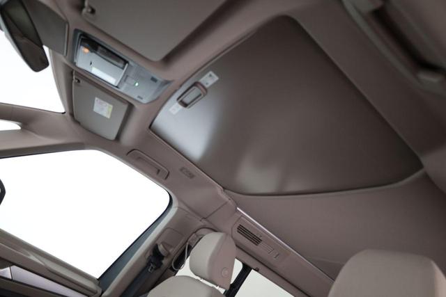 Volkswagen T7 California Beach Camper TDI DSG, AHK, IQ.Light, Side, Kamera, Standheizung 