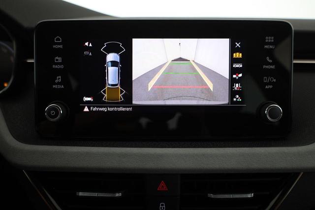 Skoda Kamiq Selection 1.0 TSI 130 Jahre, AHK, el. Klappe, Side, 17-Zoll, Winter 