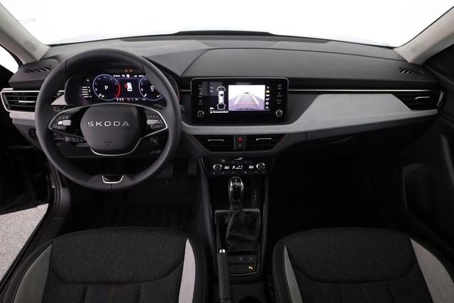 Skoda Kamiq Selection 1.5 TSI DSG 130 Jahre, el. Klappe, Side, 17-Zoll, Winter 