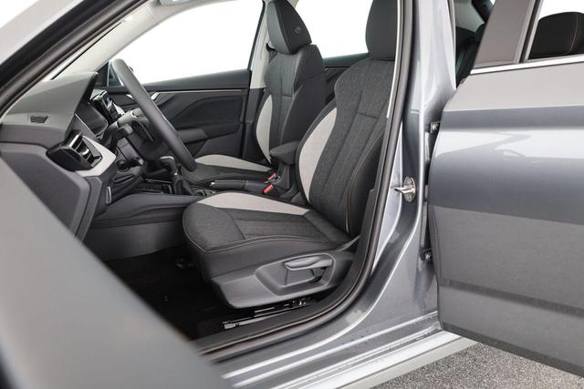 Skoda Kamiq Selection 1.5 TSI DSG 130 Jahre, el. Klappe, Side, 17-Zoll, Winter 