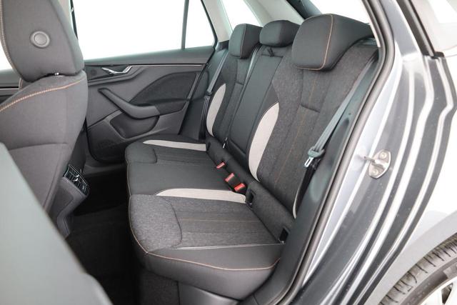 Skoda Kamiq Selection 1.5 TSI DSG 130 Jahre, el. Klappe, Side, 17-Zoll, Winter 